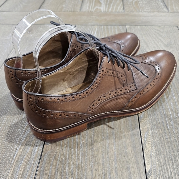 Johnston & Murphy Conard Embossed Wingtip 20-3894 Oak, Men's size 9m - Picture 1 of 9